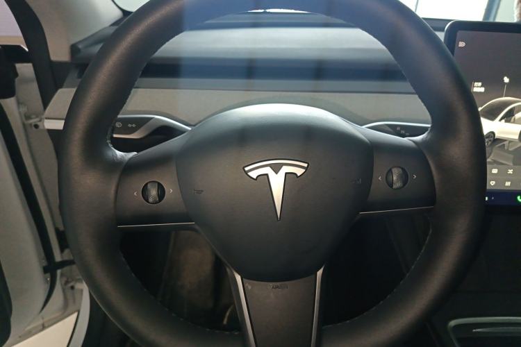 Used Tesla Model Y 2024 Rear-Wheel-Drive Version