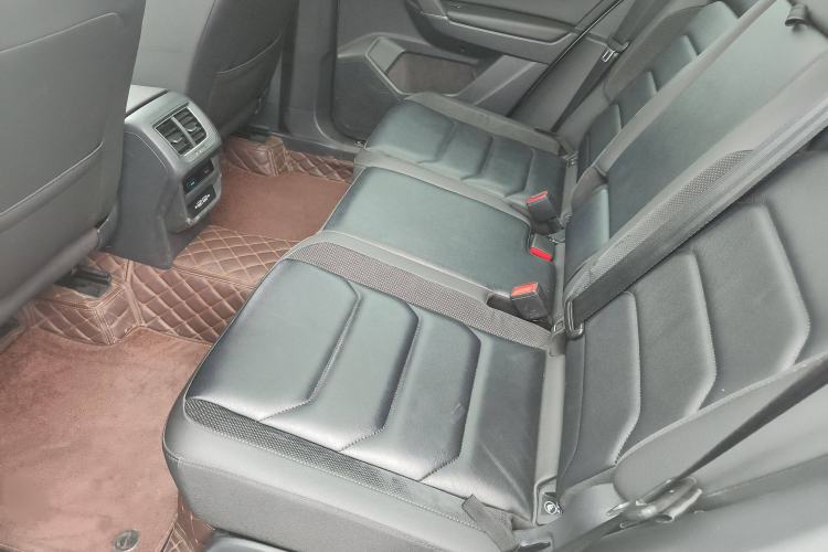 Used Volkswagen Tayron 2019 330TSI Two-Wheel Drive Luxury Model China VI Standard