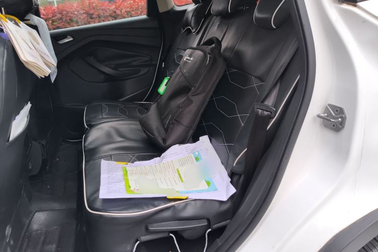 Used Ford Kuga 2013 1.6L GTDi Two-Wheel-Drive Comfort Model