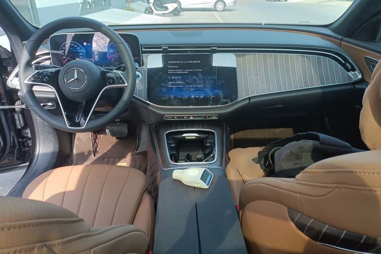 Used Mercedes-Benz E-Class 2025 E 300 L Stylish Model Center Console