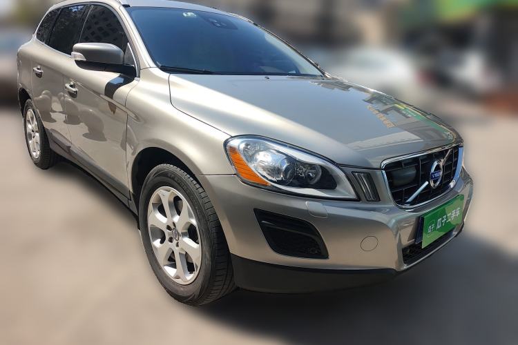 Used Volvo XC60 2013 T5 Zhiya Edition Front Right 45 Deg