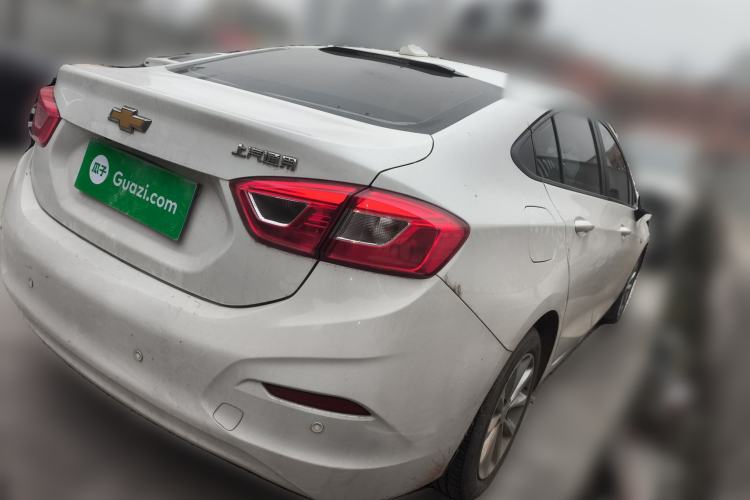 Used Chevrolet Cruze 2018 320 Automatic Pioneer Sunroof Edition