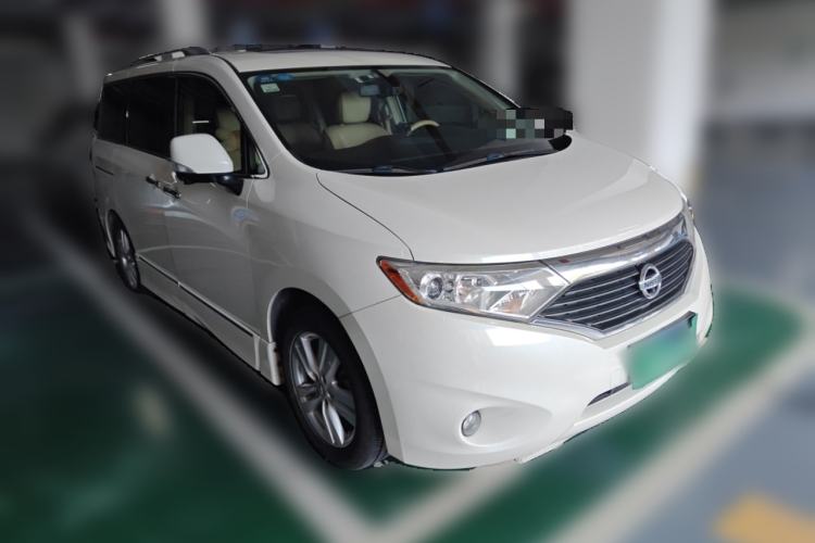 Used Nissan Quest 2015 3.5L SL Front Right 45 Deg
