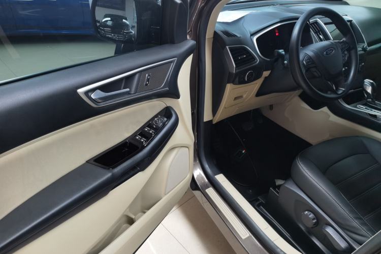 Used Ford Edge 2015 2.0T GTDi Two-Wheel-Drive Elite Edition