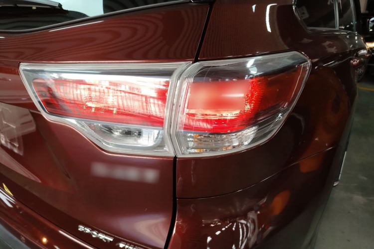 Used Toyota Highlander 2017 2.0T Four-Wheel Drive Luxury Edition 7 Seats