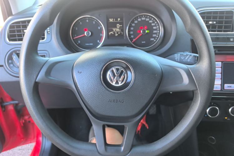 Used Volkswagen Polo 2014 1.6L Automatic Comfort Edition

