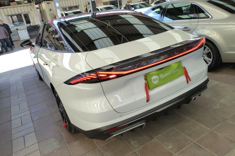 Used Geely Galaxy L6 2024 125km PLUS Dragon Edition
