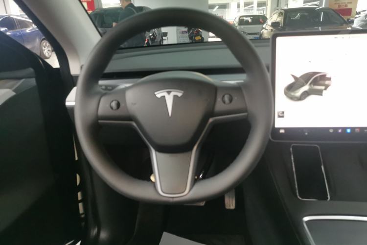 Used Tesla Model Y 2024 Rear-Wheel-Drive Version Steering Wheel
