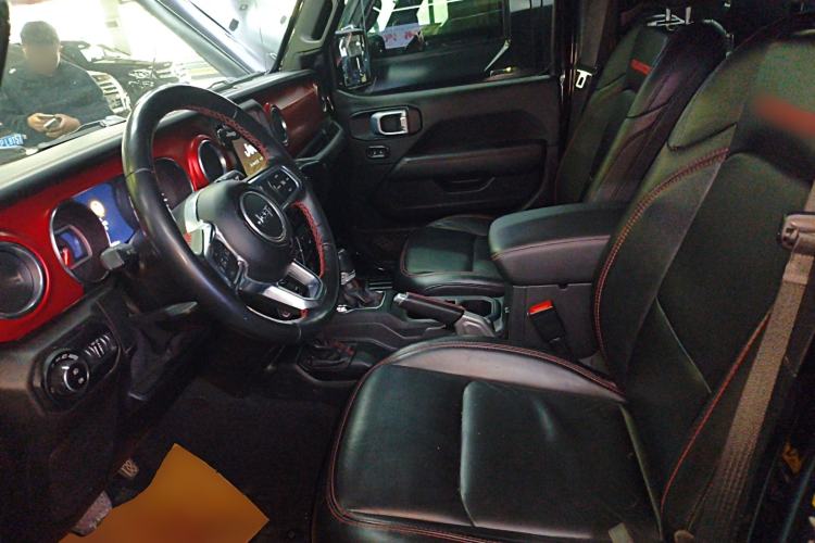 Used Jeep Wrangler 2021 2.0T Robin Hood Four-Door Edition Left Front Seat