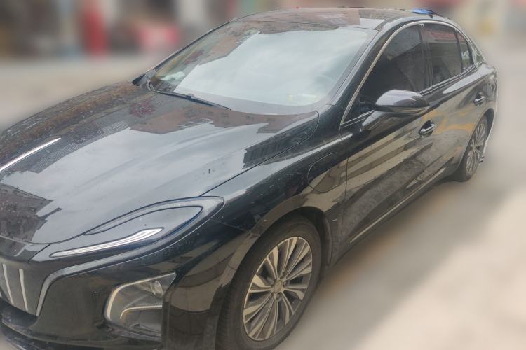 Used Hongqi E-QM5 2022 431 km Charge & Enjoy Edition