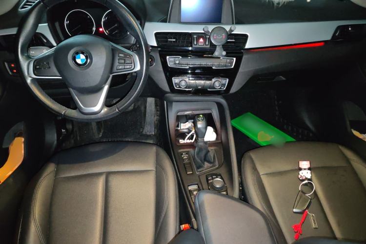 Used BMW X1 2018 sDrive20Li Leading Model Center Console