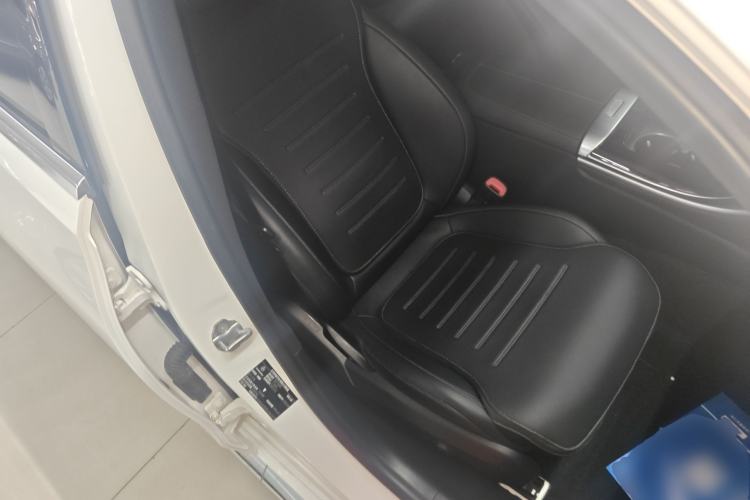 Used Mercedes-Benz C-Class 2023 Restyled C 260 L Sport Edition Right Front Seat