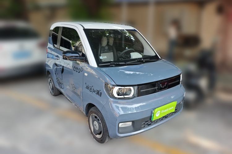 Used Wuling Hongguang MINIEV 2022 Macaron Fashion Model Lithium Iron Phosphate Front Right 45 Deg