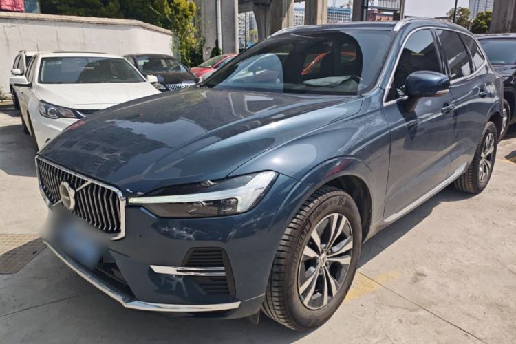 Used Volvo XC60 2023 B5 4x4 Smart Luxury Edition