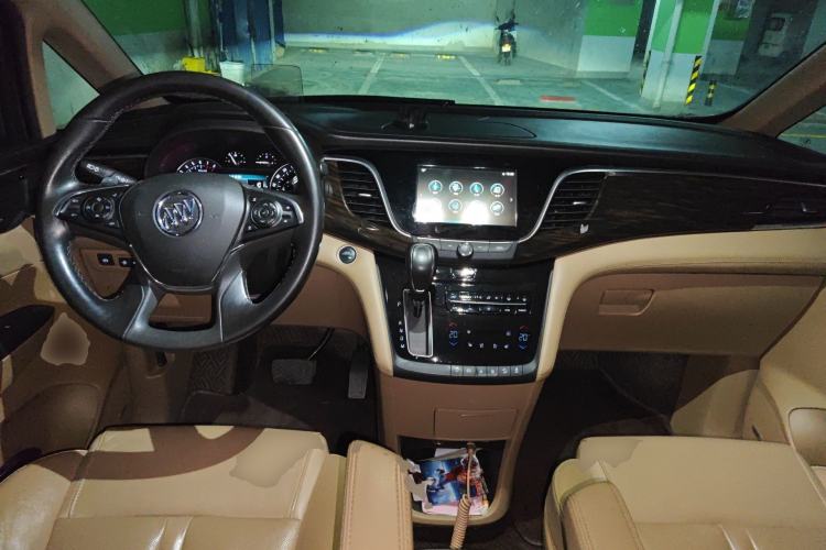 Used Buick GL8 2018 ES 28T Flagship Model China VI Standard
