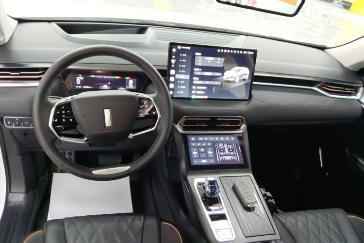 Used Wey Latte DHT-PHEV 2022 1.5T Four-Wheel Drive Extra-Large Version
