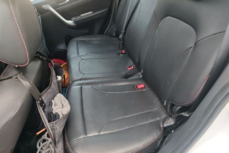 Used Haval M6 2019 1.5T DCT Two-Wheel Drive Value Edition China VI Standard