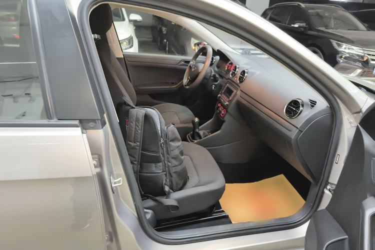 Used Jetta VA3 2019 1.5L Manual Entry-Level Version
