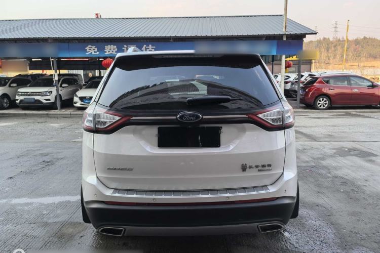 Used Ford Edge 2016 EcoBoost 245 Two-Wheel-Drive Titanium 7-Seater Exterior 4