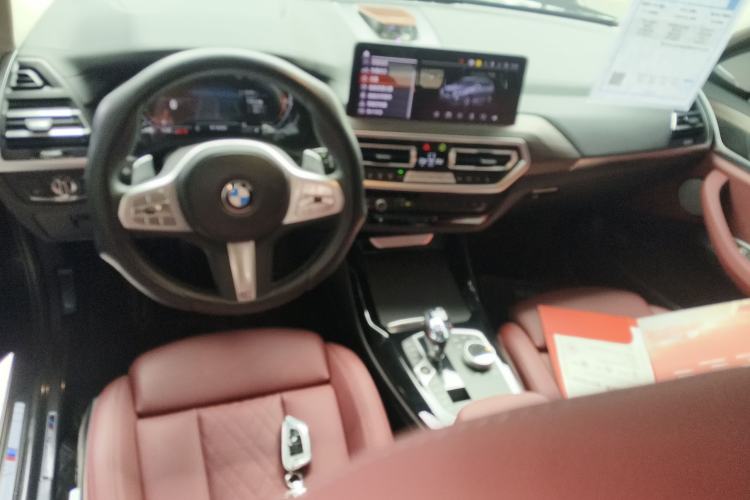 Used BMW X3 2023 xDrive30i Leading Model M Night Edition Package Center Console