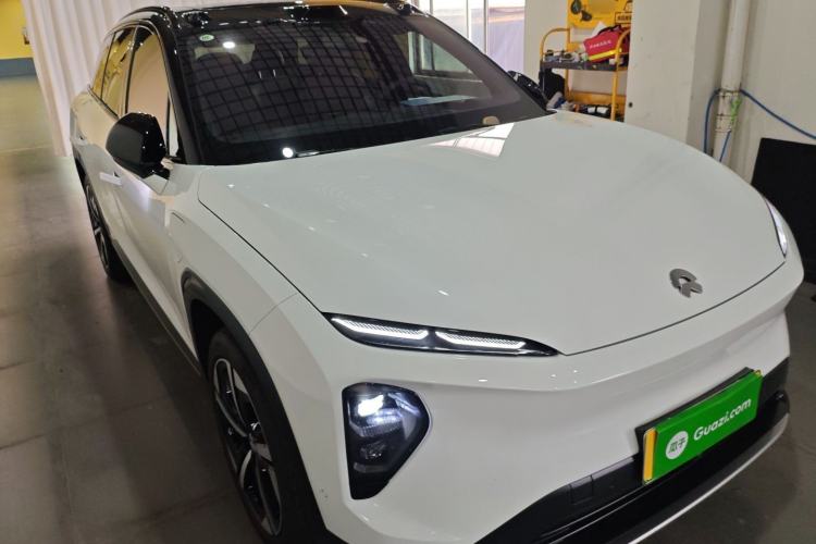 Used Nio ES7 2022 75 kWh Front Right 45 Deg