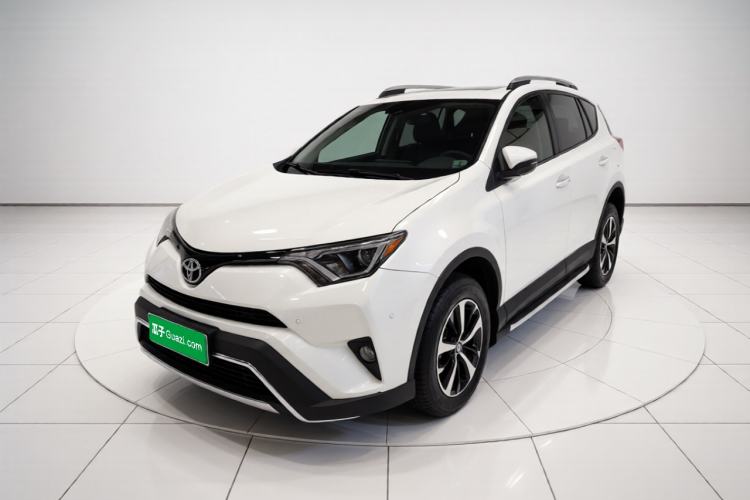 Used Toyota RAV4 2019 2.0L CVT Two-Wheel Drive Luxury Version China VI Standard Guazi used car, China used car export, Used car for sale, Used cars, Cheapest cars for sale
