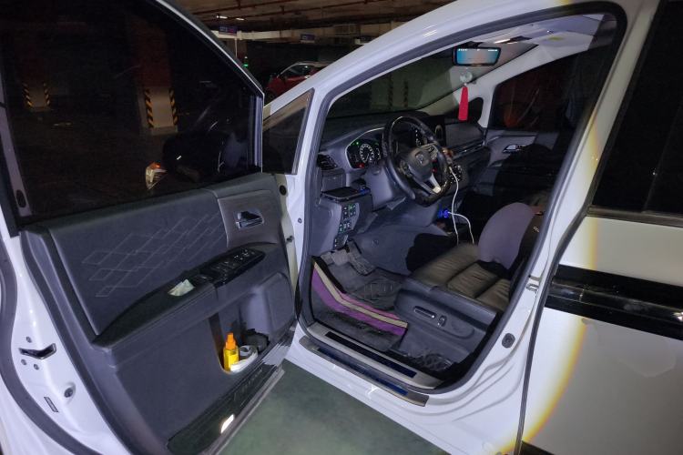 Used Honda Elysion 2022 2.0L eHEV Luxury Edition
