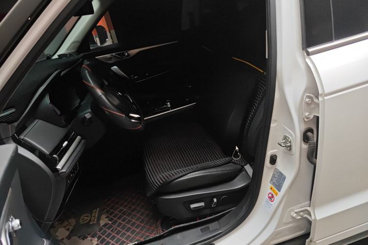 Used Changan CS95 2019 2.0T Two-Wheel-Drive Luxury Version