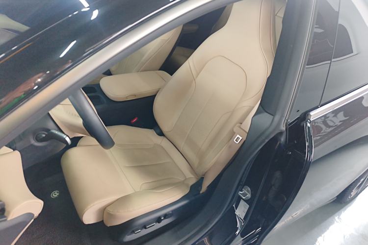 Used Nio ET5T 2024 75kWh Touring Left Front Seat