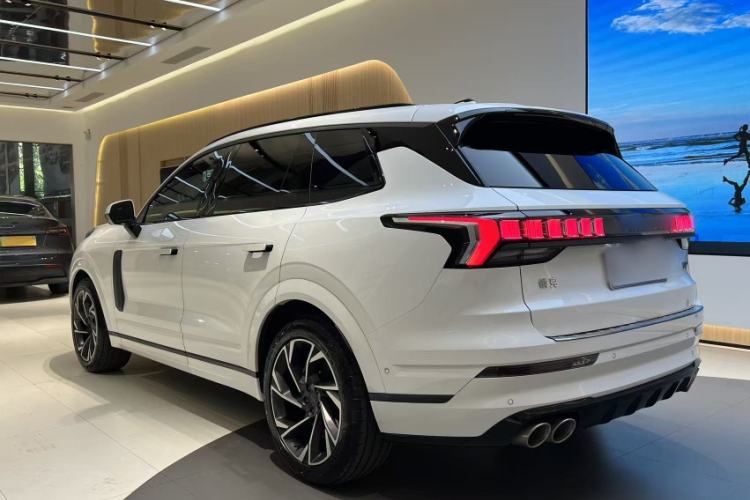 Used Lynk & Co 09 2021 2.0T Halo Six-Seater