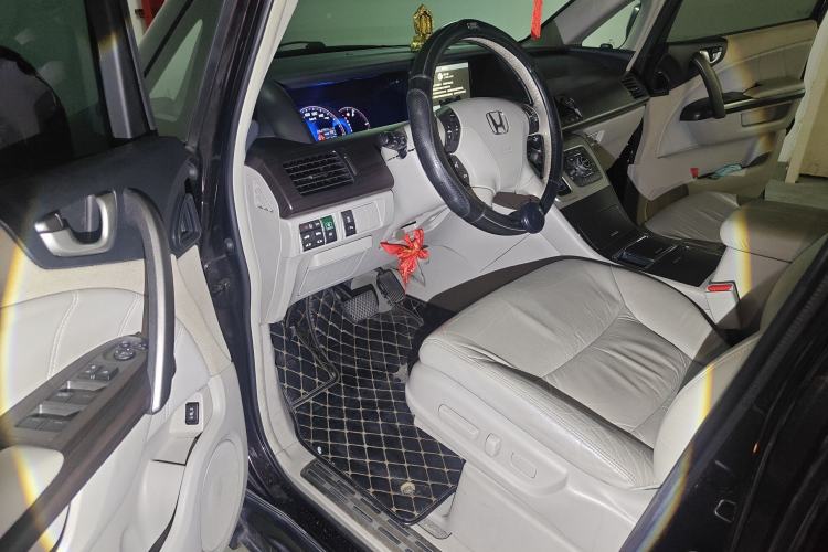 Used Honda Elysion 2015 2.4L VTi-S Prestige Edition Driver Seat