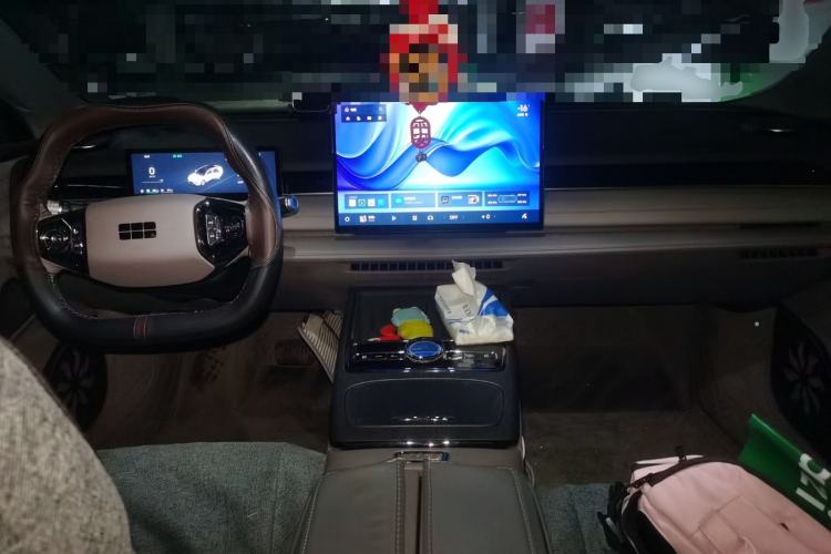 Used Geely Galaxy 8 2025 130km EM-i Deluxe Edition
