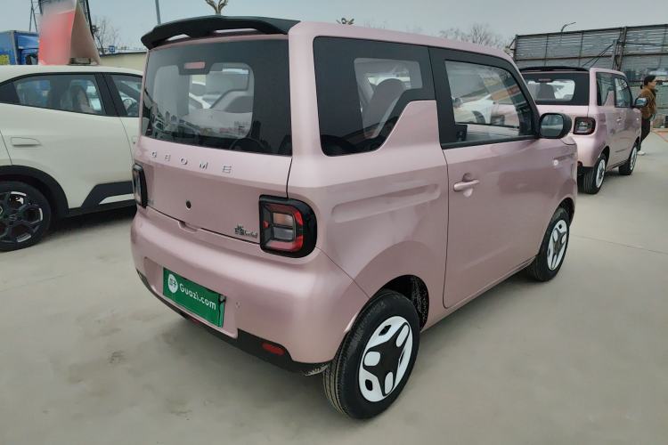 Used Geely Galaxy Panda 2025 210 km – Yuanqi Bear
