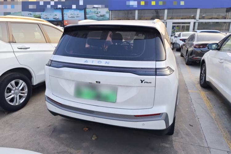 Used AION Y 2023 Younger
