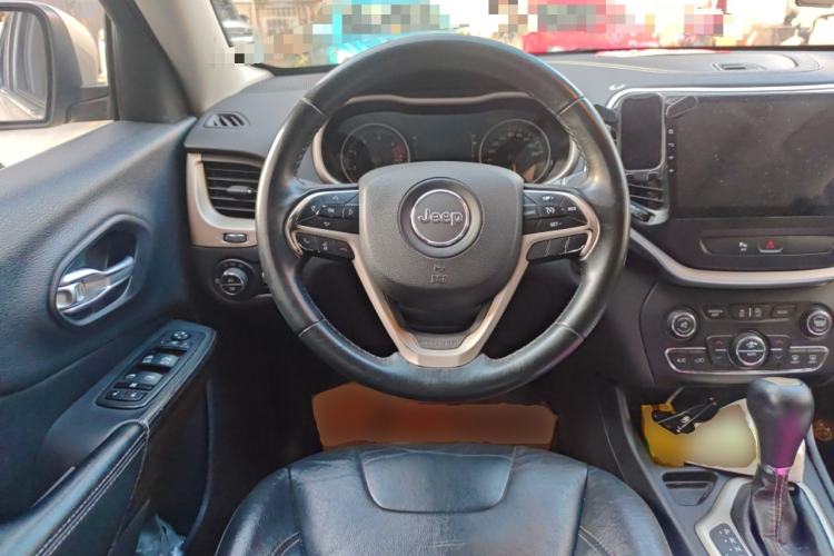 Used Jeep Cherokee 2017 2.4L Leading Edition