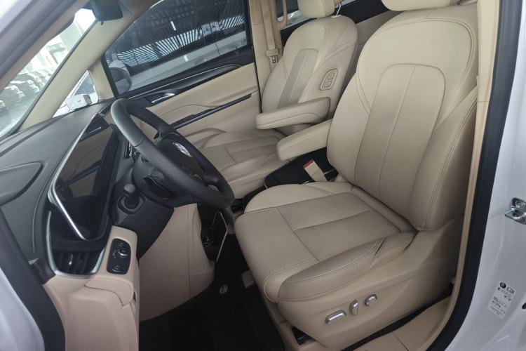 Used Buick GL8 2023 ES Lu Zun Deluxe Model
