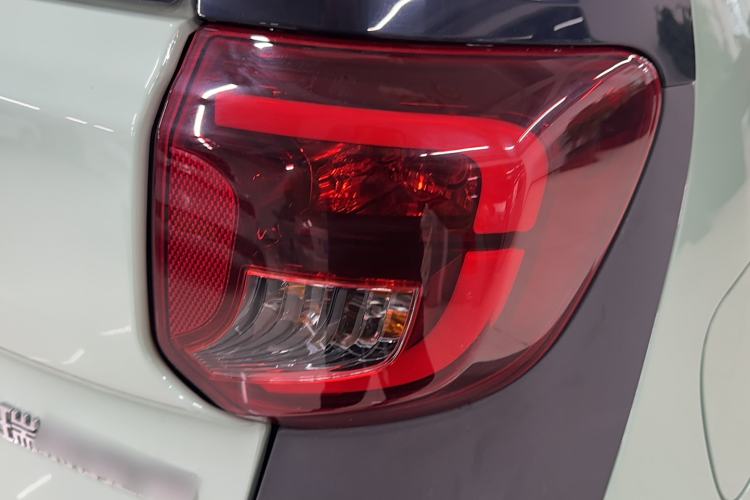 Used Chery New Energy Little Ant 2021 150 000 Yuan "Ant Fan" Edition New Ant Cool Version Lithium-Ion Battery