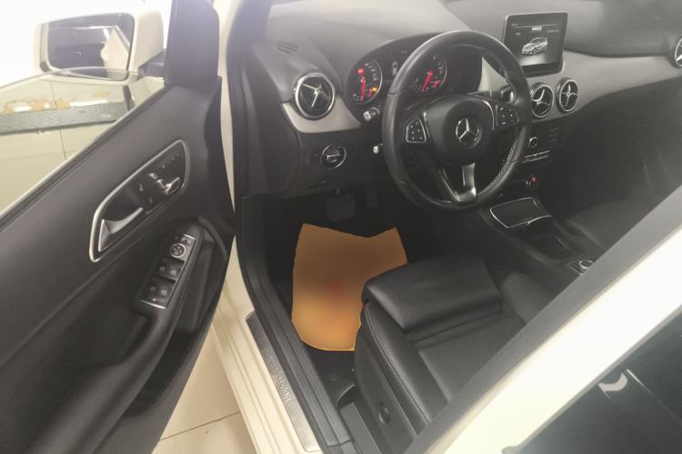 Used Mercedes-Benz B-Class 2017 B 200 Fashion Model
