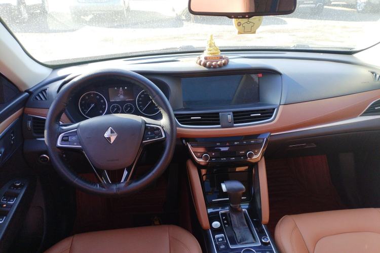 Used BORGWARD BX7 2016 28T Two-Wheel Drive Luxury Version 5 Seats
