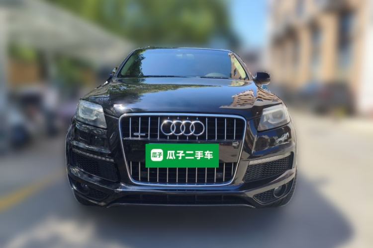 Used Audi Q7  Front