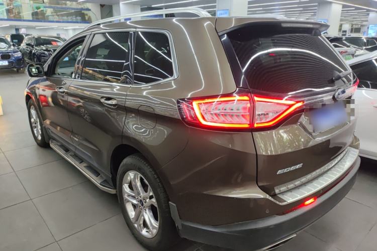 Used Ford Edge 2016 EcoBoost 245 Two-Wheel-Drive Titanium 7-Seater
