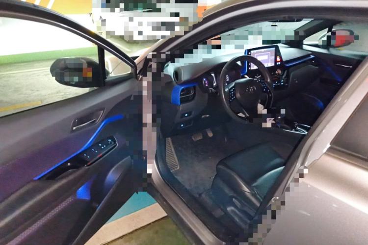 Used Toyota IZOA 2020 2.0L Yichi Version