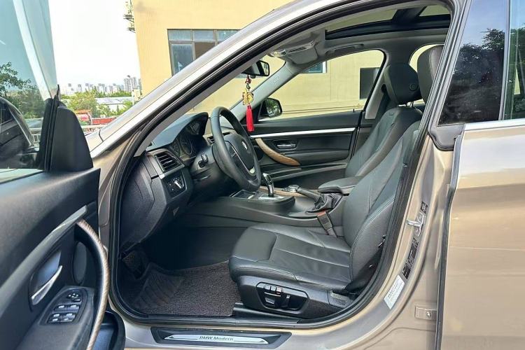 Used BMW 3 Series GT 2013 320i Sport Design Package
