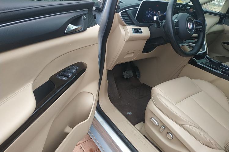 Used Buick GL8 New Energy 2025 Lu Shang Smart Enjoyment Edition 7-Seater Driver Seat