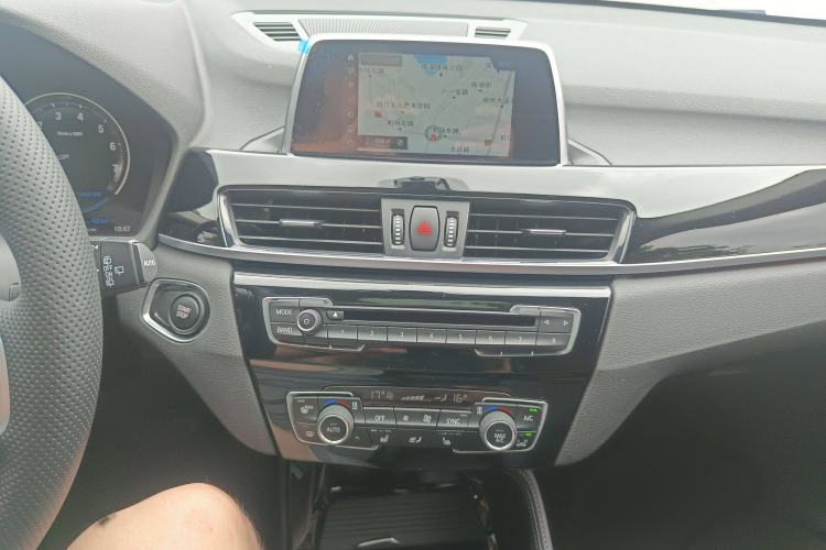 Used BMW X1 New Energy 2018 xDrive25Le Luxury Model Audio And AC Panel