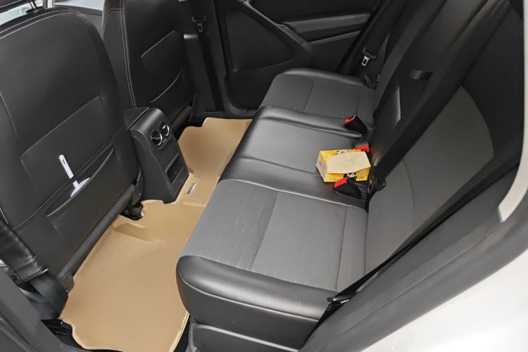 Used Volkswagen Tiguan 2016 280TSI Automatic Two-Wheel-Drive Silk Road Style Edition Left Rear Seat