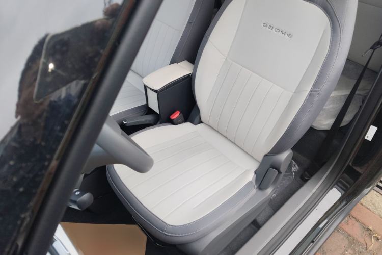 Used Geely Galaxy Panda 2025 210km Panda Kart Left Front Seat