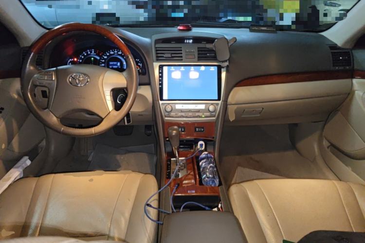 Used Toyota Camry 2013 200G Classic Luxury Edition Center Console