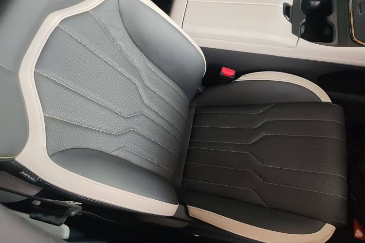 Used JETOUR Shanhai L6 2024 1.5TD DHT MAX