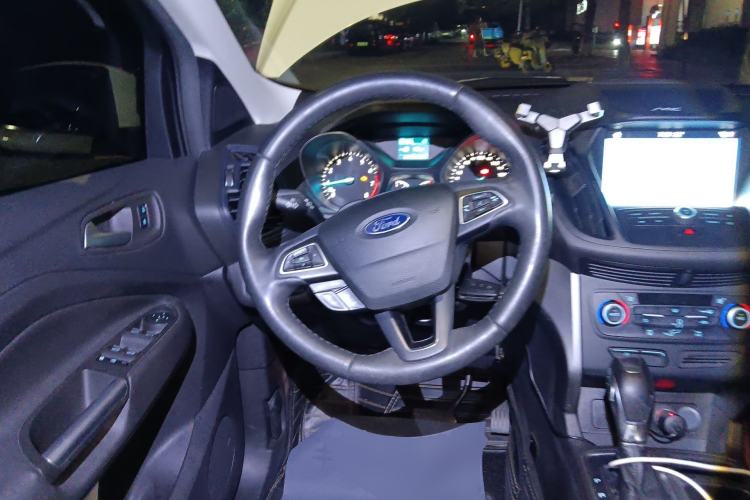 Used Ford Kuga 2019 EcoBoost 180 Two-Wheel-Drive Platinum Edition China VI Standard
